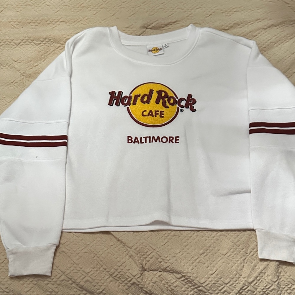 Hard Rock Cafe White and Maroon Cropped Top